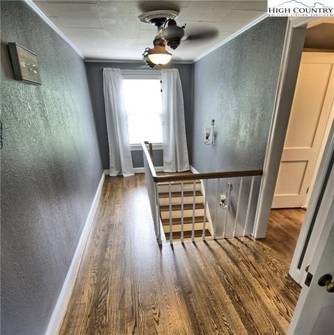 132 G St, Lansing, NC 28643 photo 12
