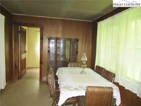2696 Bear Wallow Rd, Lansing, NC 28643 photo 4