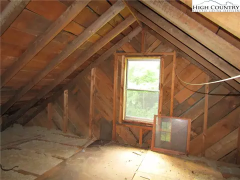 2696 Bear Wallow Rd, Lansing, NC 28643 photo 11