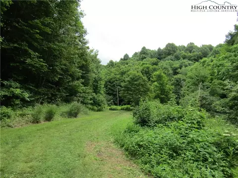 2696 Bear Wallow Rd, Lansing, NC 28643 photo 2