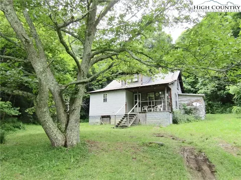 2696 Bear Wallow Rd, Lansing, NC 28643 photo 1
