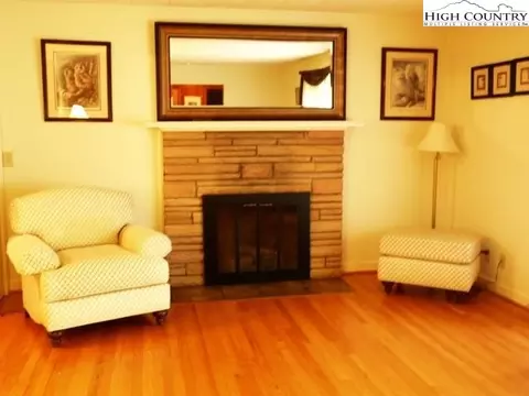 101 Stone Dr, Jefferson, NC 28640 photo 8