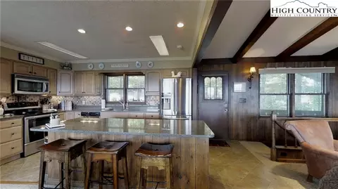 830 Pine Ridge Rd, Beech Mountain, NC 28604 photo 5