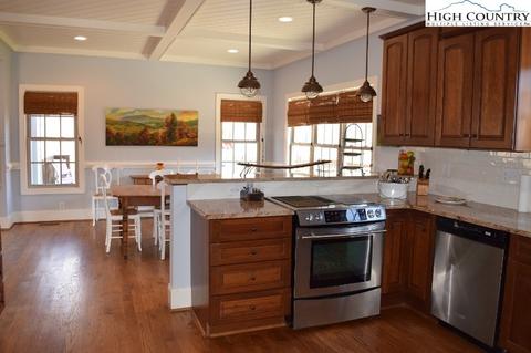 283 Whispering River Dr, Crumpler, NC 28617 photo 7