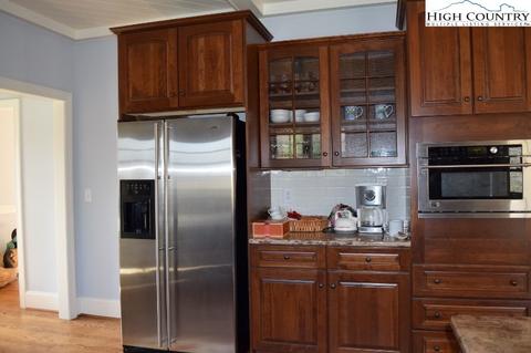 283 Whispering River Dr, Crumpler, NC 28617 photo 6