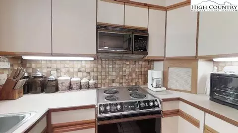 118 Lakeledge Rd, Beech Mountain, NC 28604 photo 9