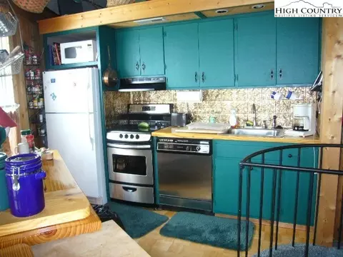 128 Skiloft Rd, Beech Mountain, NC 28604 photo 7