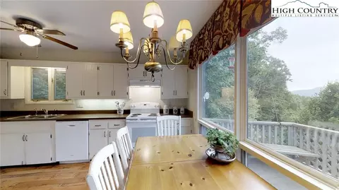 372 Thorn Tree Dr, Boone, NC 28607 photo 14