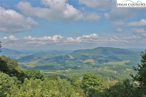 292 Summit Dr, Todd, NC 28684 photo 3