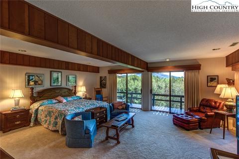 188 Spruce, Boone, NC 28607 photo 4