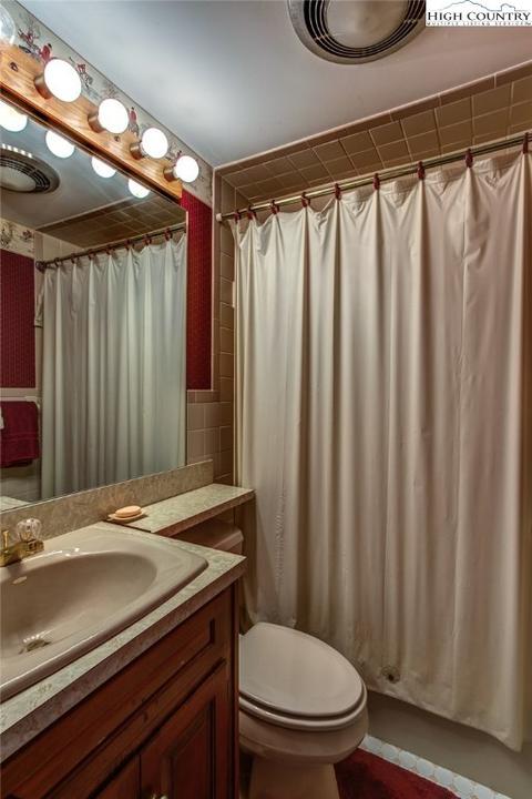 188 Spruce, Boone, NC 28607 photo 9