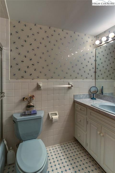 188 Spruce, Boone, NC 28607 photo 7