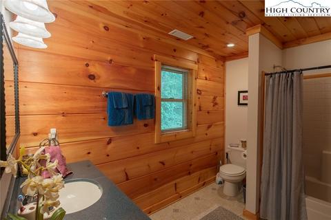 122 Jake Trl, Vilas, NC 28692 photo 19
