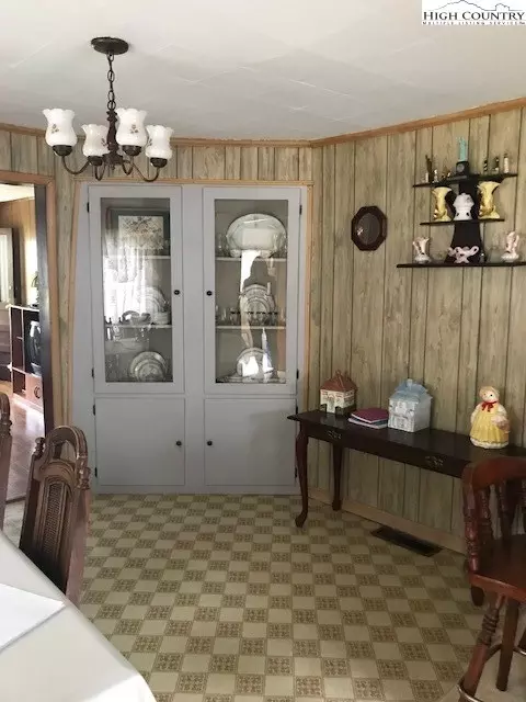 55 Folger Rd, Sparta, NC 28675 photo 5