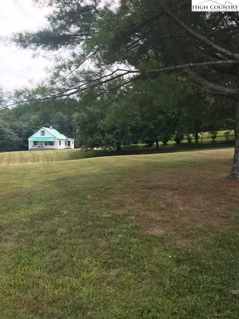 55 Folger Rd, Sparta, NC 28675 photo 3