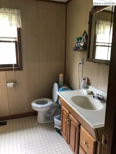 55 Folger Rd, Sparta, NC 28675 photo 8