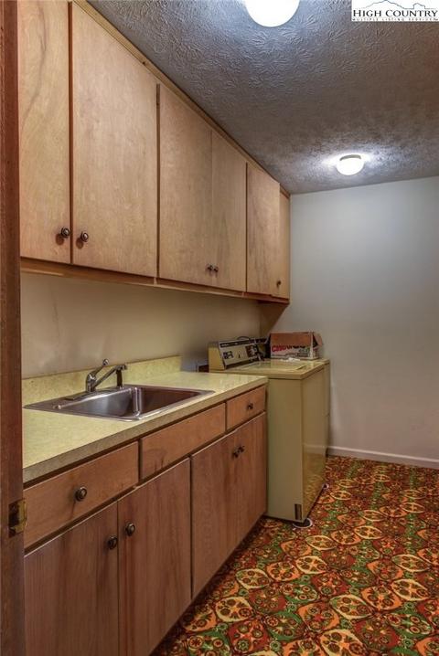 2039 Hickory, Boone, NC 28607 photo 18