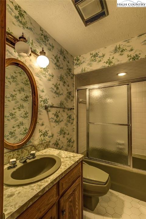 2039 Hickory, Boone, NC 28607 photo 13
