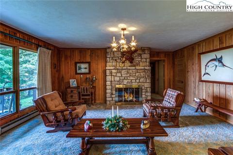 2039 Hickory, Boone, NC 28607 photo 17