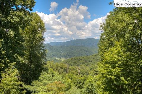2039 Hickory, Boone, NC 28607 photo 24