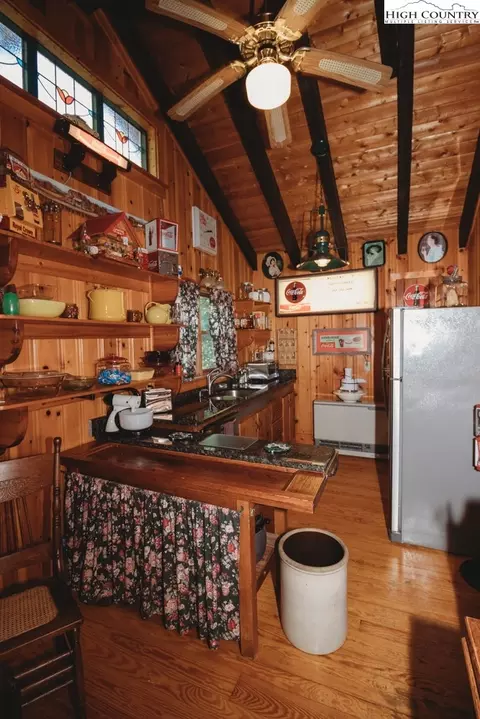 258 Labrador Run, Boone, NC 28607 photo 6