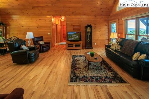 2306 Buck Mountain Rd, Purlear, NC 28665 photo 9