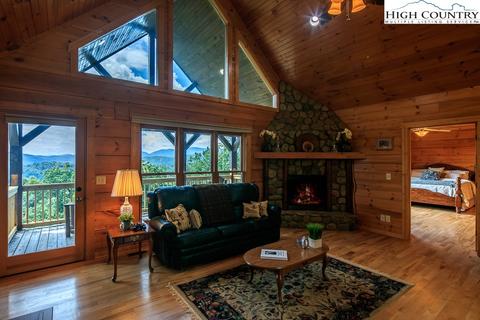 2306 Buck Mountain Rd, Purlear, NC 28665 photo 6
