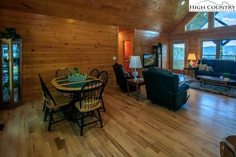 2306 Buck Mountain Rd, Purlear, NC 28665 photo 8