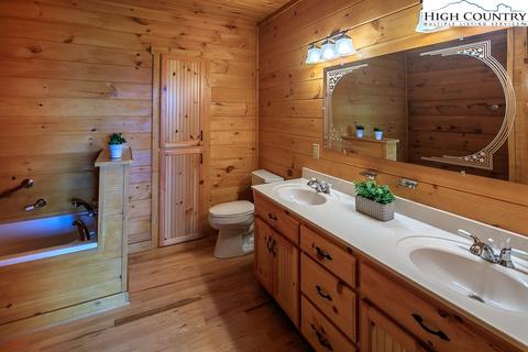 2306 Buck Mountain Rd, Purlear, NC 28665 photo 23