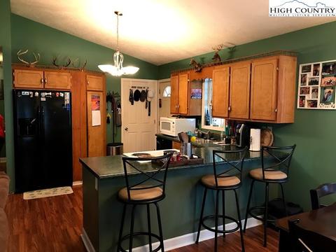 308 Stanberry Rd, Boone, NC 28607 photo 6