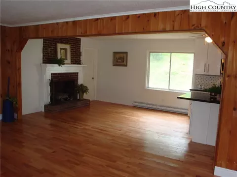 1133 Deep Ford Rd, Lansing, NC 28643 photo 4