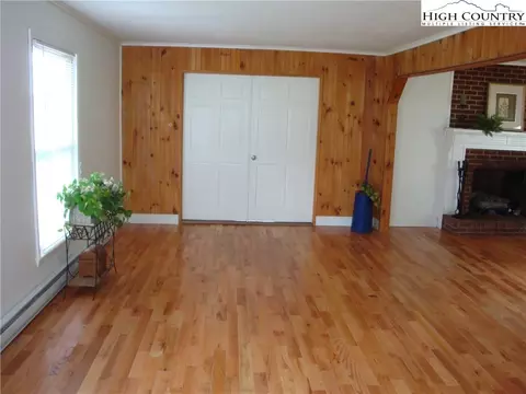 1133 Deep Ford Rd, Lansing, NC 28643 photo 5