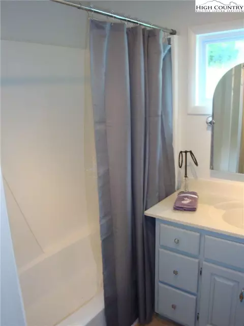 1133 Deep Ford Rd, Lansing, NC 28643 photo 18