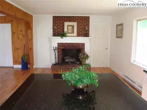 1133 Deep Ford Rd, Lansing, NC 28643 photo 11