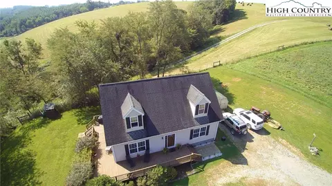 59 Walnut Ln, Sparta, NC 28675 photo 5
