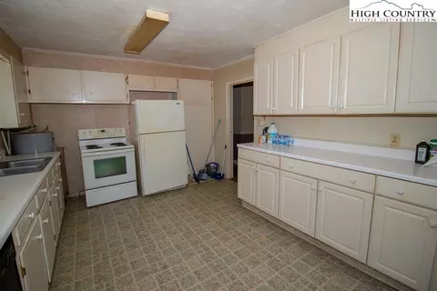 271 Joe Shoemaker Rd, Vilas, NC 28692 photo 16