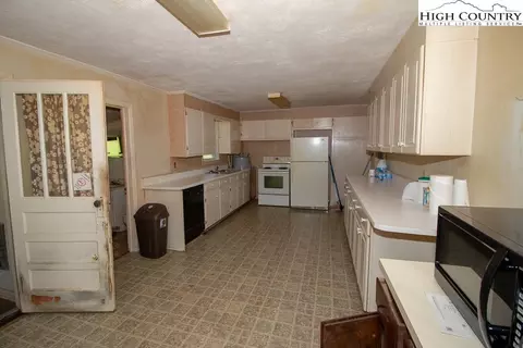 271 Joe Shoemaker Rd, Vilas, NC 28692 photo 13