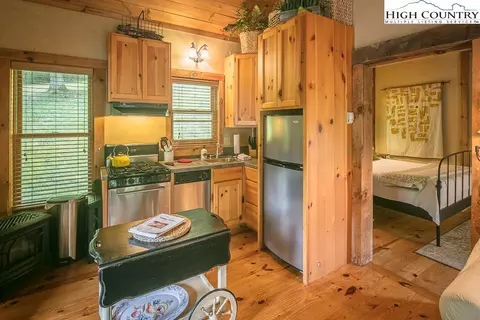 171 173 Lance Xing, Boone, NC 28607 photo 34