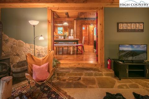 171 173 Lance Xing, Boone, NC 28607 photo 8