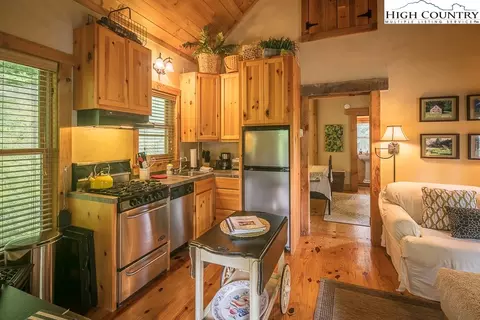 171 173 Lance Xing, Boone, NC 28607 photo 33