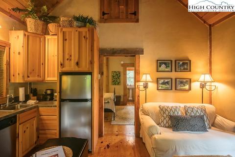171 173 Lance Xing, Boone, NC 28607 photo 36