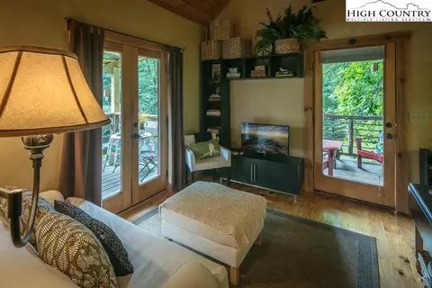 171 173 Lance Xing, Boone, NC 28607 photo 38