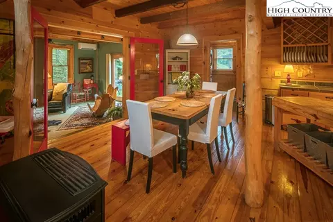 171 173 Lance Xing, Boone, NC 28607 photo 2