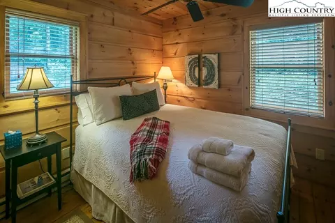 171 173 Lance Xing, Boone, NC 28607 photo 24