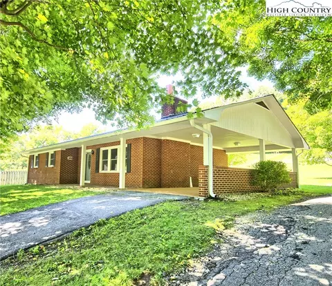 143 Tolbert Ln, West Jefferson, NC 28694 photo 1