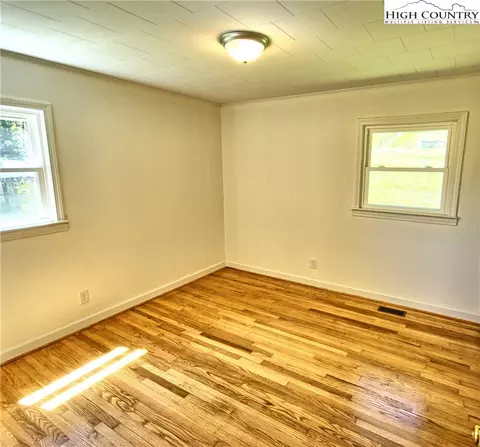 143 Tolbert Ln, West Jefferson, NC 28694 photo 12