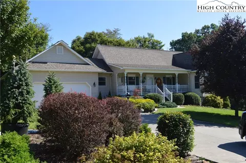 215 River Bend Rd, Sparta, NC 28675 photo 3