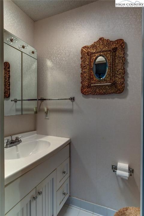 2911 Hickory, Boone, NC 28607 photo 10
