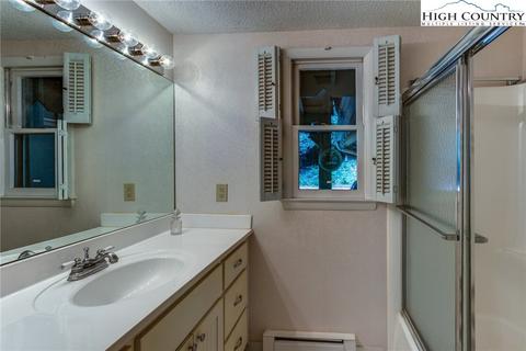 2911 Hickory, Boone, NC 28607 photo 9