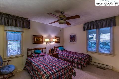 2911 Hickory, Boone, NC 28607 photo 12
